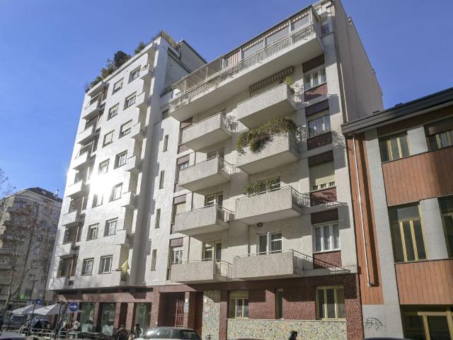 via Rosta 1 bis quadrilocale 110mq