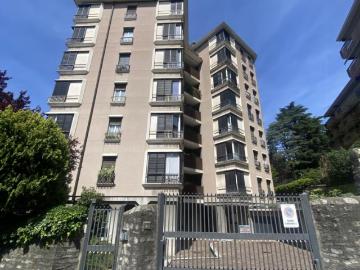 Via Rezzonico 61 5 vani 140mq
