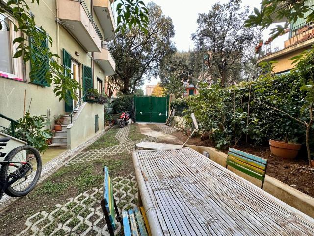 Via Righetti ALBARO 7 vani 140mq