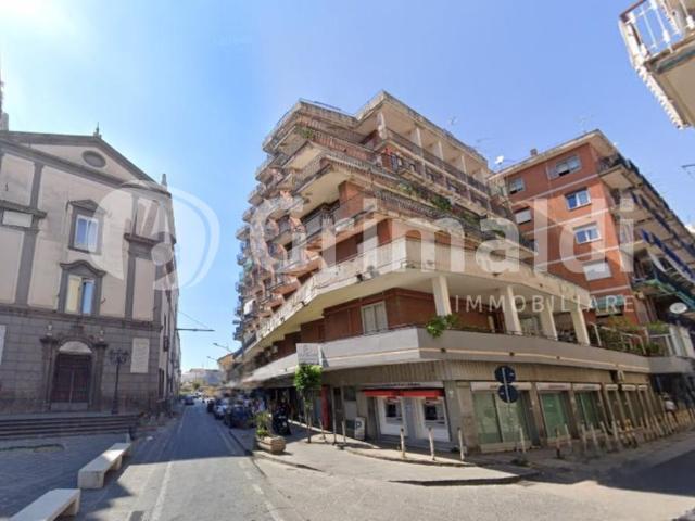 Via Rione De Gasperi 19 5 vani 175mq