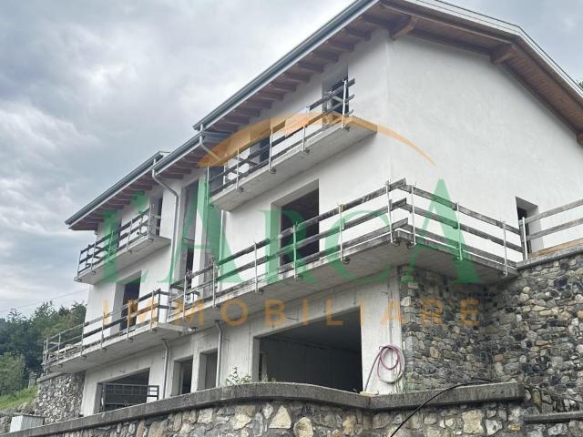 Via Ruca quadrilocale 180mq