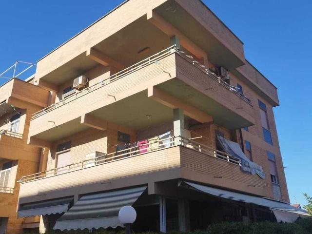 Via Rumenia bilocale 50mq