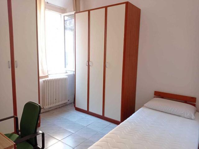 Via Tommaso Badia 22 trilocale 16mq