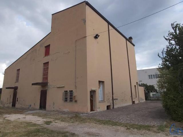 Via Torquato Tasso 6 vani 618mq