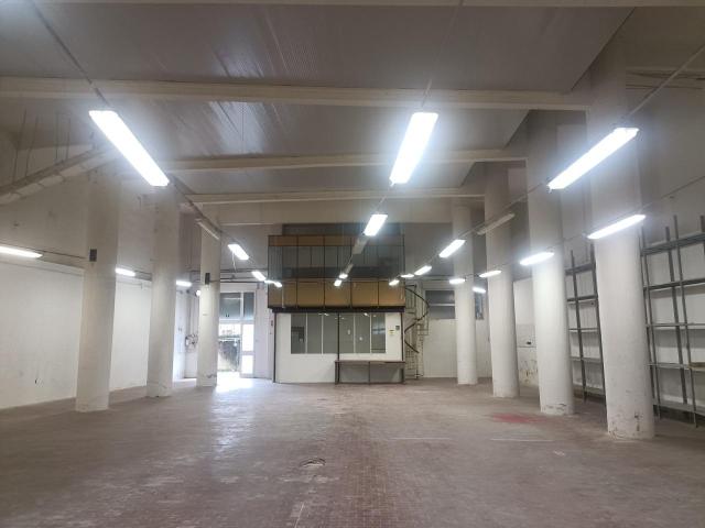 Via Terpi 45 R monolocale 570mq