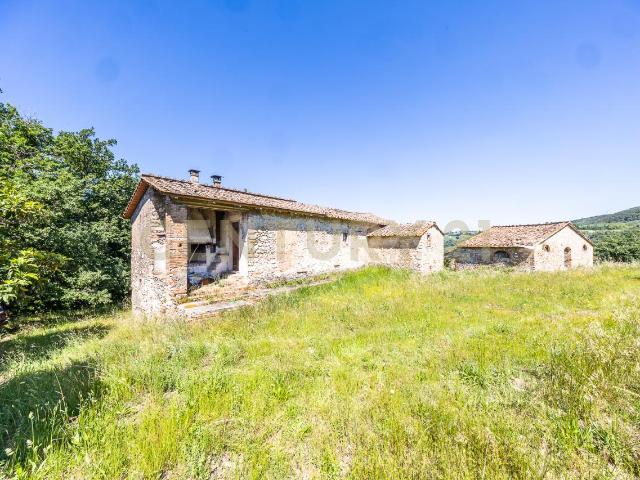 Via Tiberina 384 90mq