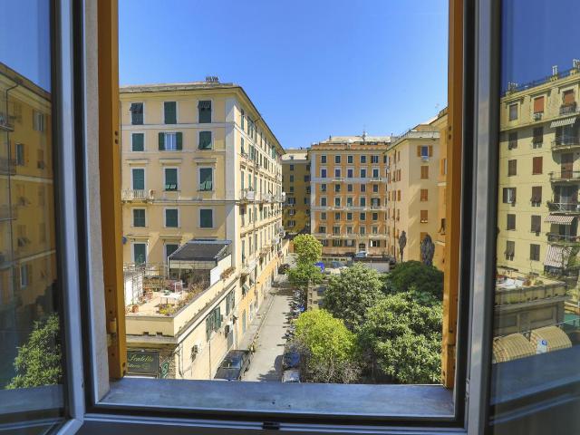 Via Trebisonda 7 vani 126mq