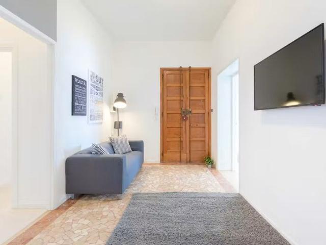 Via Trieste, Padova, Veneto 35121
