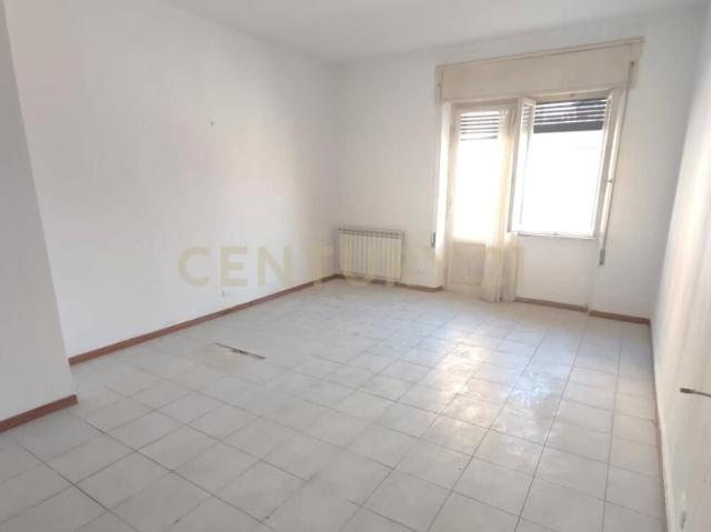 Via Tripoli 82 6 vani 130mq