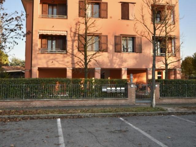 Via U. Sacchetti 72 trilocale 85mq