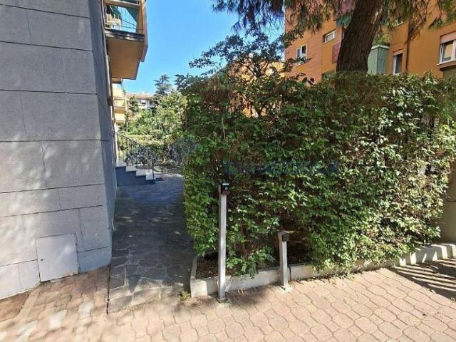 Via Umberto Giordano trilocale 85mq