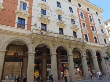 Via Ugo Bassi 6i monolocale 50mq