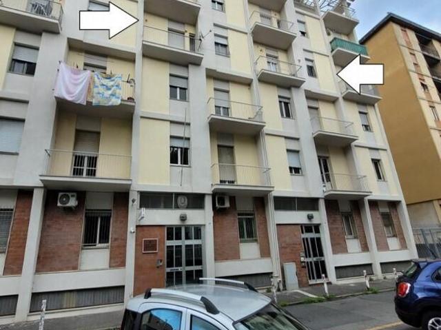 Via Ugo Foscolo 128/5 5 vani 104mq