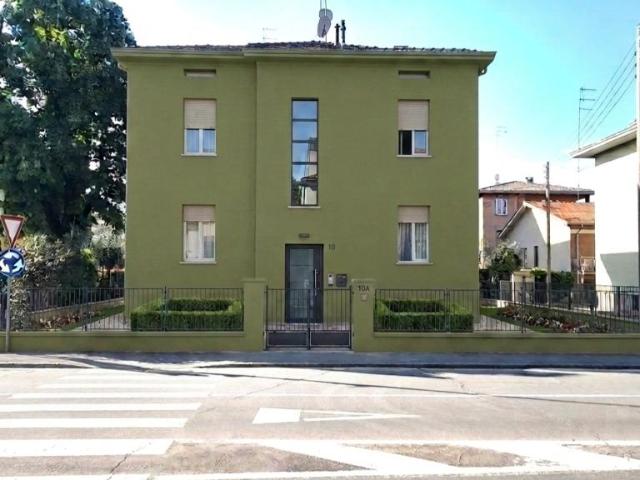 Via Volturno 104 8 vani 226mq
