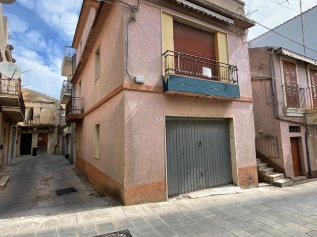 VIA VAINA 339 quadrilocale 80mq