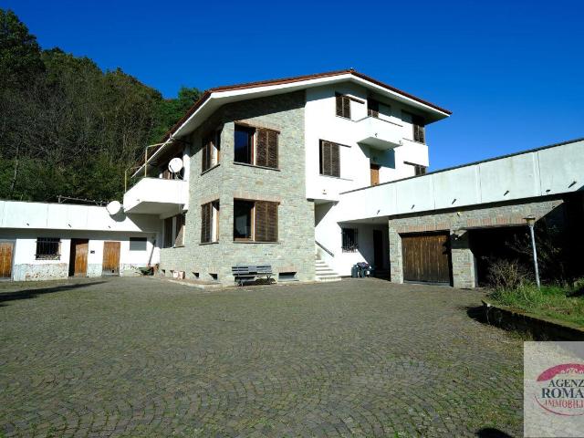 Via Valle Gargassa 22 18 vani 600mq