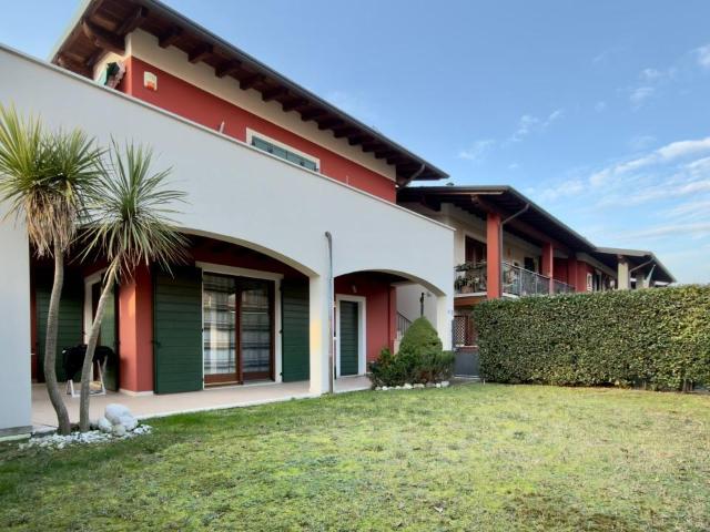 Via Valtenesi quadrilocale 156mq