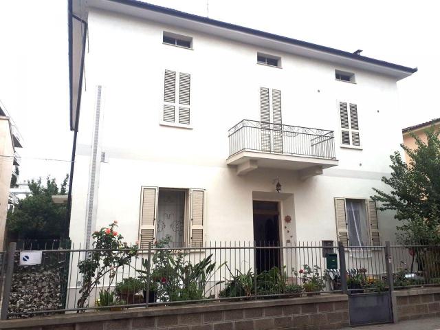 VIA VEIO STADIO 6 vani 145mq