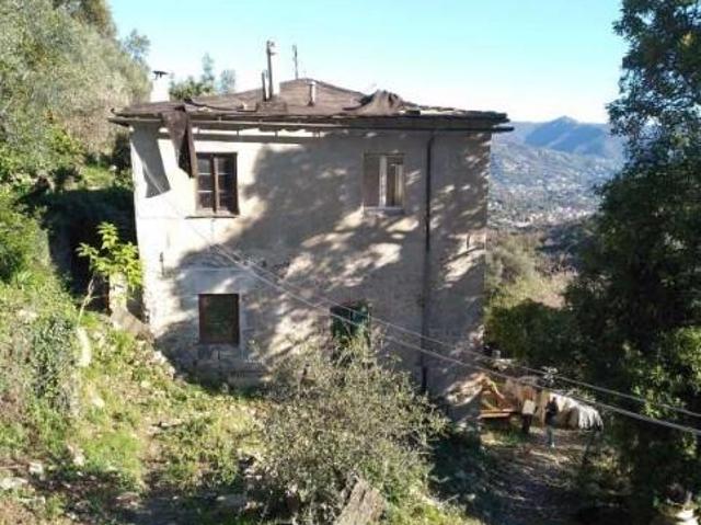 Via Venticinque Aprile 49 6 vani 119mq