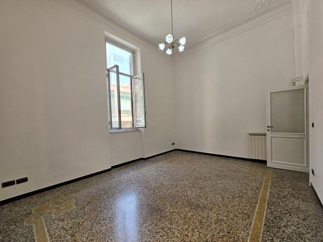 Via Vittorio Bottego 2 8 vani 136mq