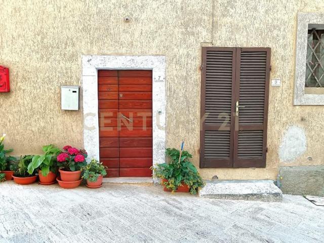 Via Vittorio Emanuele 7 7 vani 80mq