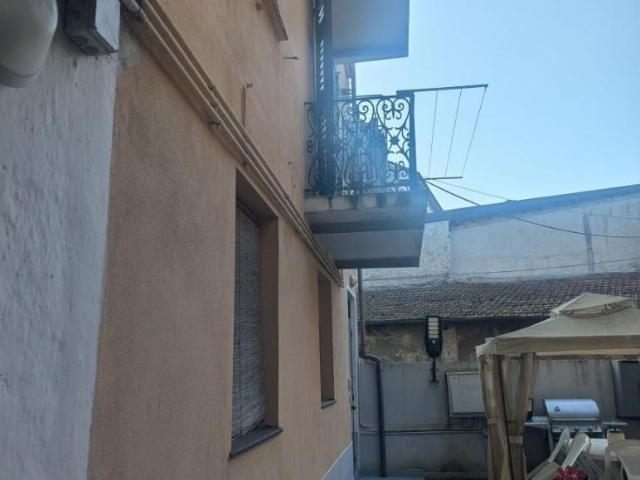 Via Vittorio Veneto 5 vani 55mq