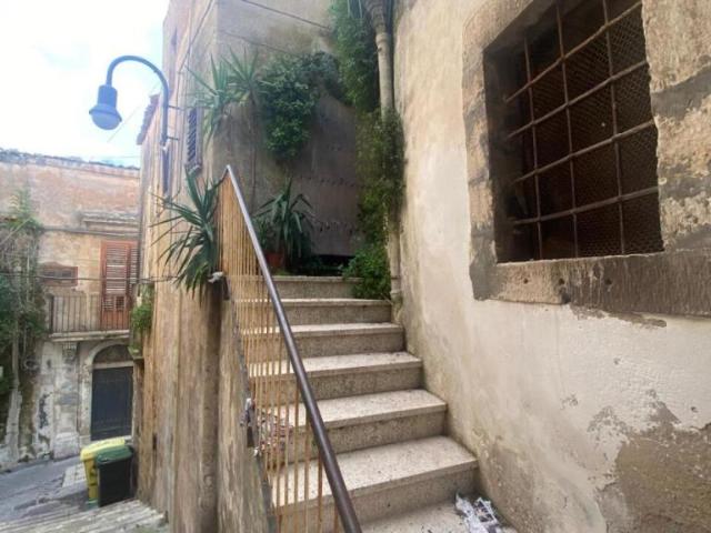 via vico assenza rosario 74 trilocale 105mq
