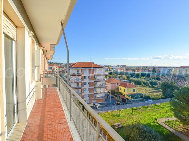 Via Vietta 2 quadrilocale 104mq
