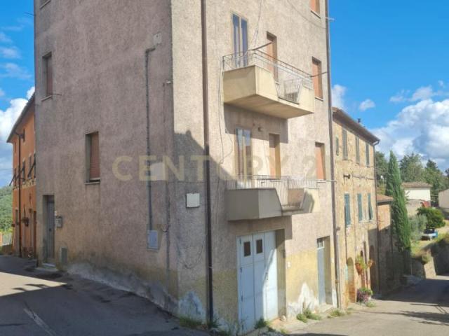 via vigna nuova 30 quadrilocale 49mq