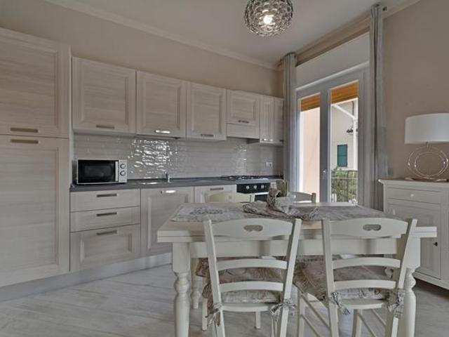 Via Ville Nuove 11 trilocale 80mq