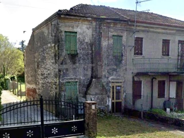 Via XXV Aprile 118 quadrilocale 100mq