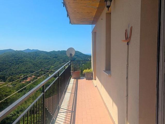 Via XXV Aprile 28 5 vani 74mq
