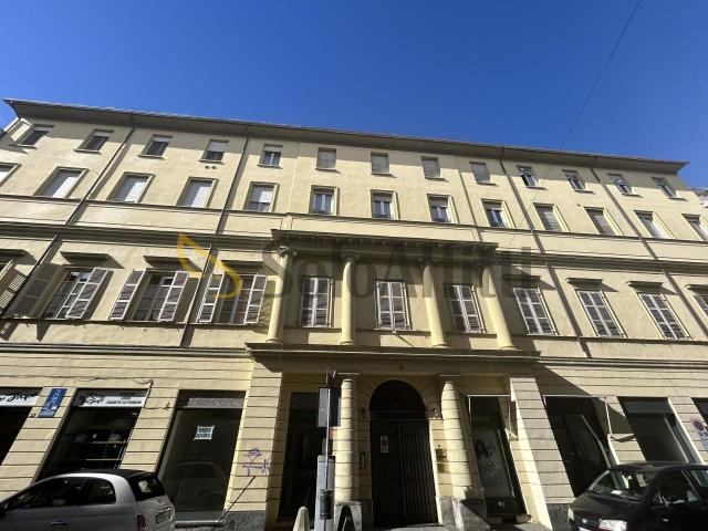 Via XX Settembre 65 7 vani 140mq