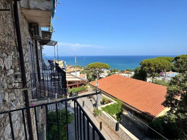 Via XX Settembre 7 vani 79mq
