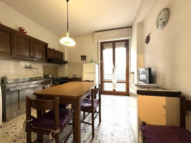 VIA ZNOYMO VILLINI quadrilocale 80mq