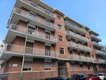 Via Zumaglia 19 5 vani 110mq