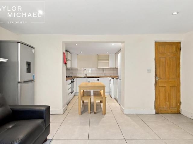 Viaduct Road, Brighton 6 bed terraced house to rent £4,160 pcm £960 pw