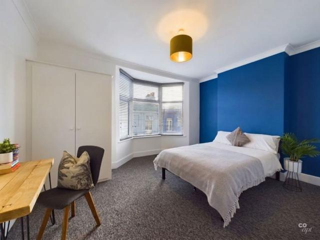 Viaduct Road, Brighton BN1, 5 bed terraced house to rent, £3,607 pcm | PrimeLocation