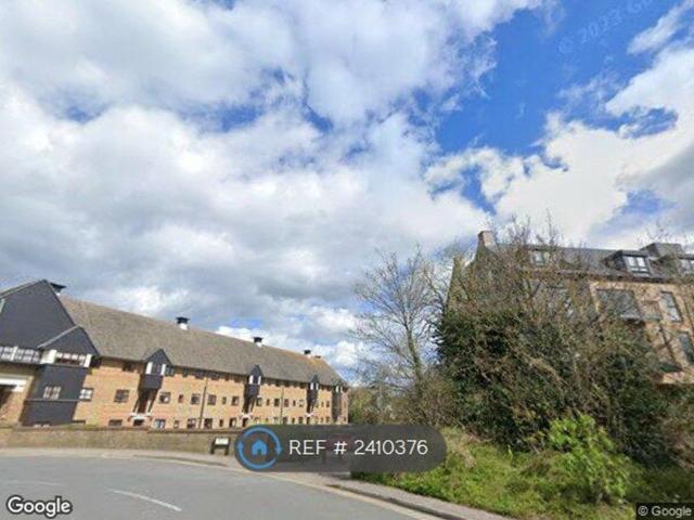Viaduct Road, Ware SG12, 1 bed flat to rent, £1,100 pcm | PrimeLocation