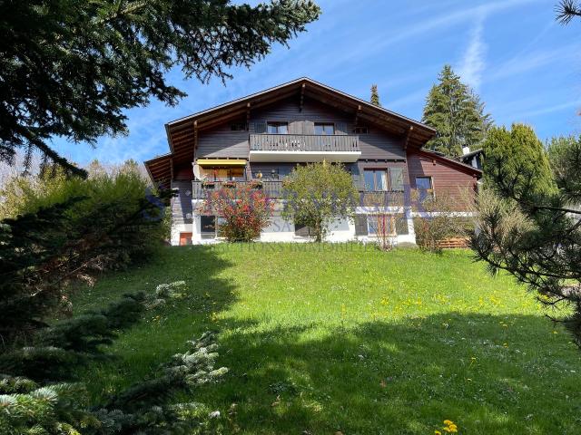 VIAGER. Châtel St Denis, Ruhige Wohnung, mit PPE Garten von2034m2