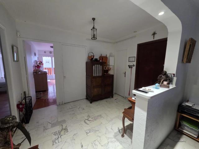 Viager occupé – Femme 81 ans 3 pièces garage+cave 69m² Nice
