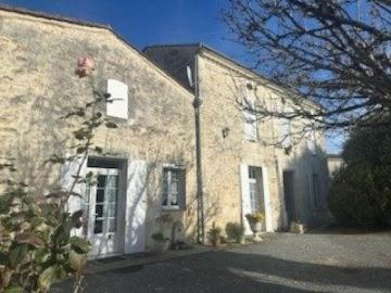 Viager occupé Vue vignes et volumes généreux