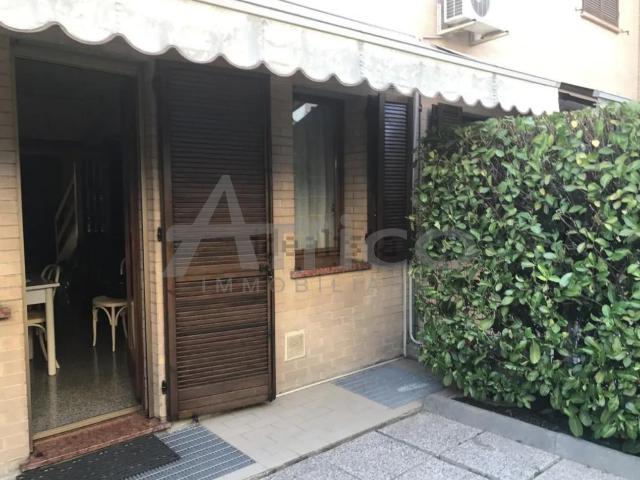Viale Tre Martiri RO 6 vani 165mq