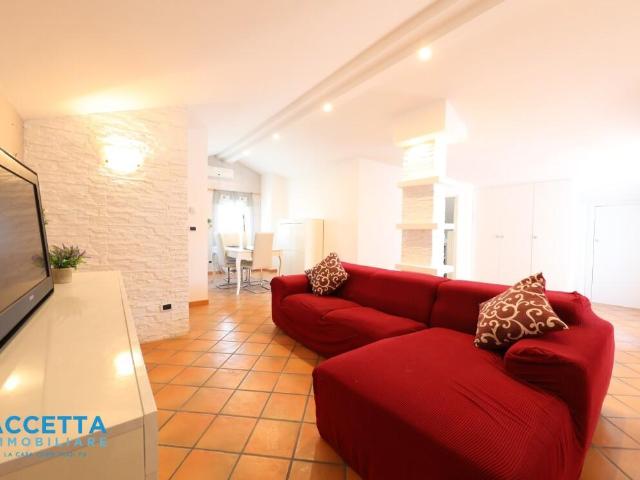 Viale Trentino bilocale 115mq
