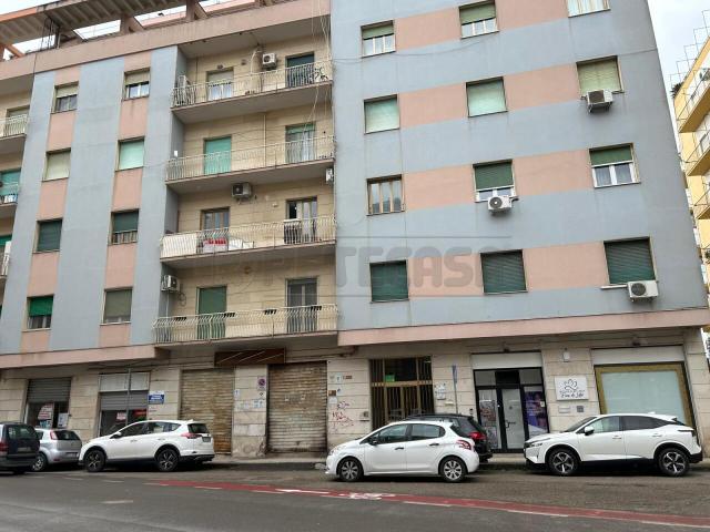 Viale Trieste 108 5 vani 160mq