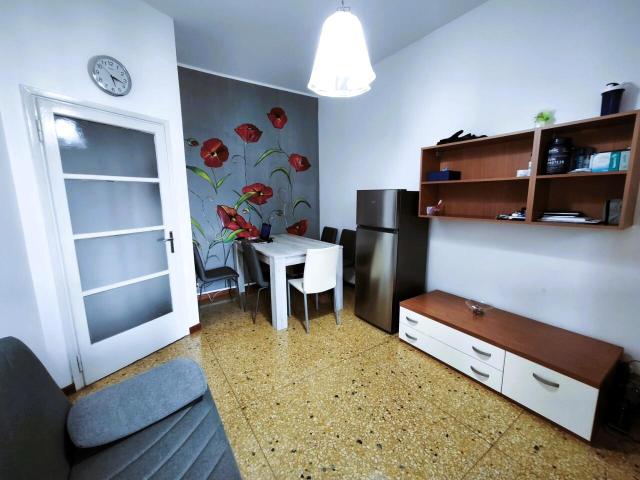Viale Umbria 9 bilocale 45mq