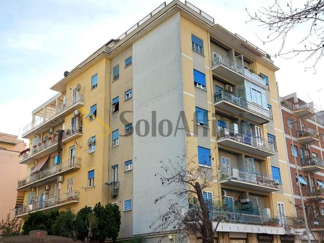 Viale Vasco de Gama 1180 trilocale 90mq