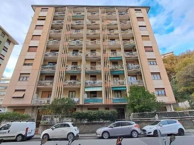 Viale Virginia Centurione Bracelli 44a 5 vani 95mq