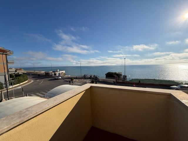 Viale Virgilio 42 trilocale 68mq