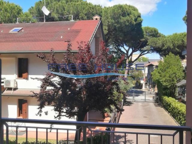 Viale Vittorio Veneto 7 5 vani 120mq
